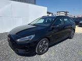 Hyundai i30 Kombi STYLE DCT NAVI RFK SHZ PDC ALU 1.6 ...