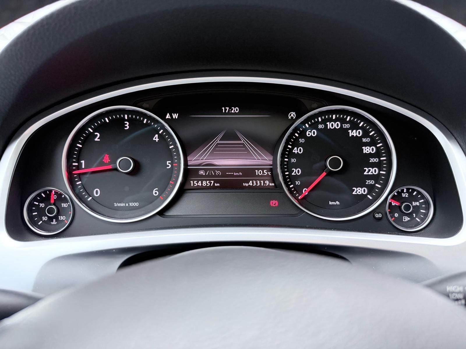 Fahrzeugabbildung Volkswagen Touareg 3.0 TDI 4M/LUFT/STANDHZ/PANO/AHK/360°/AC