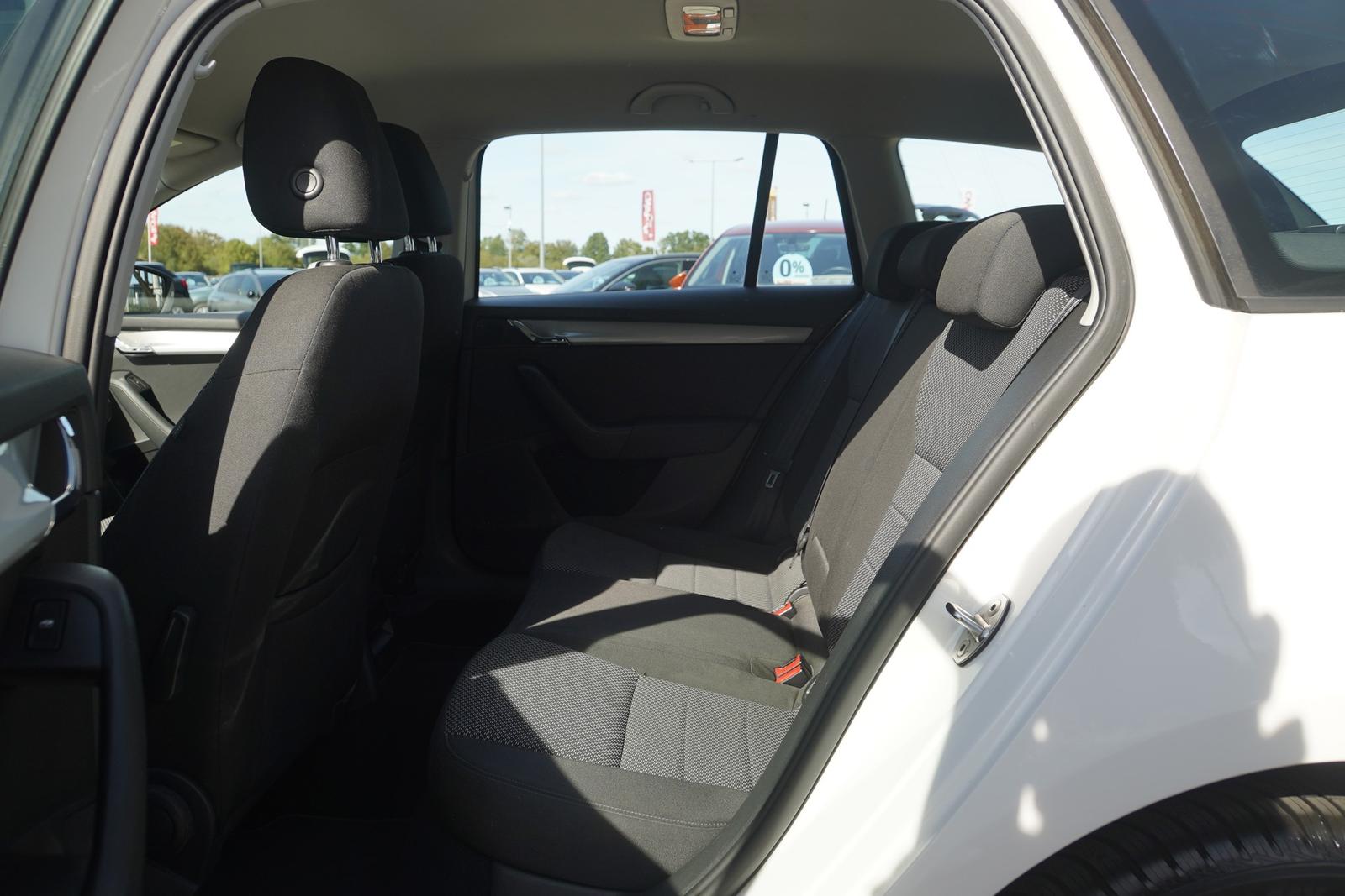 Skoda Octavia Combi 1.4 TSI DSG Klimaaut. Sitzheizung