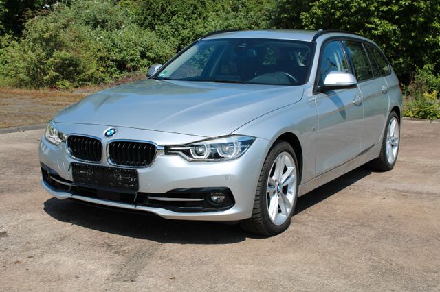 BMW 320i xDrive Sport Line*AHK*CARPLAY*SITZH*DIST*