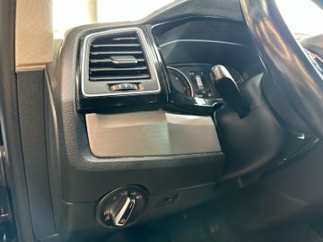 Volkswagen T6 Multivan Generation Six 4Motion*ACC*Kamera*