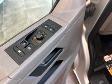 MYAUTOCENTER – Gebraucht- und Jahreswagen mit Werkstattservice in Pfaffenhofen Volkswagen T6.1 *MWST*ACC*LED*AHK*1-HAND*TÜV-1127*