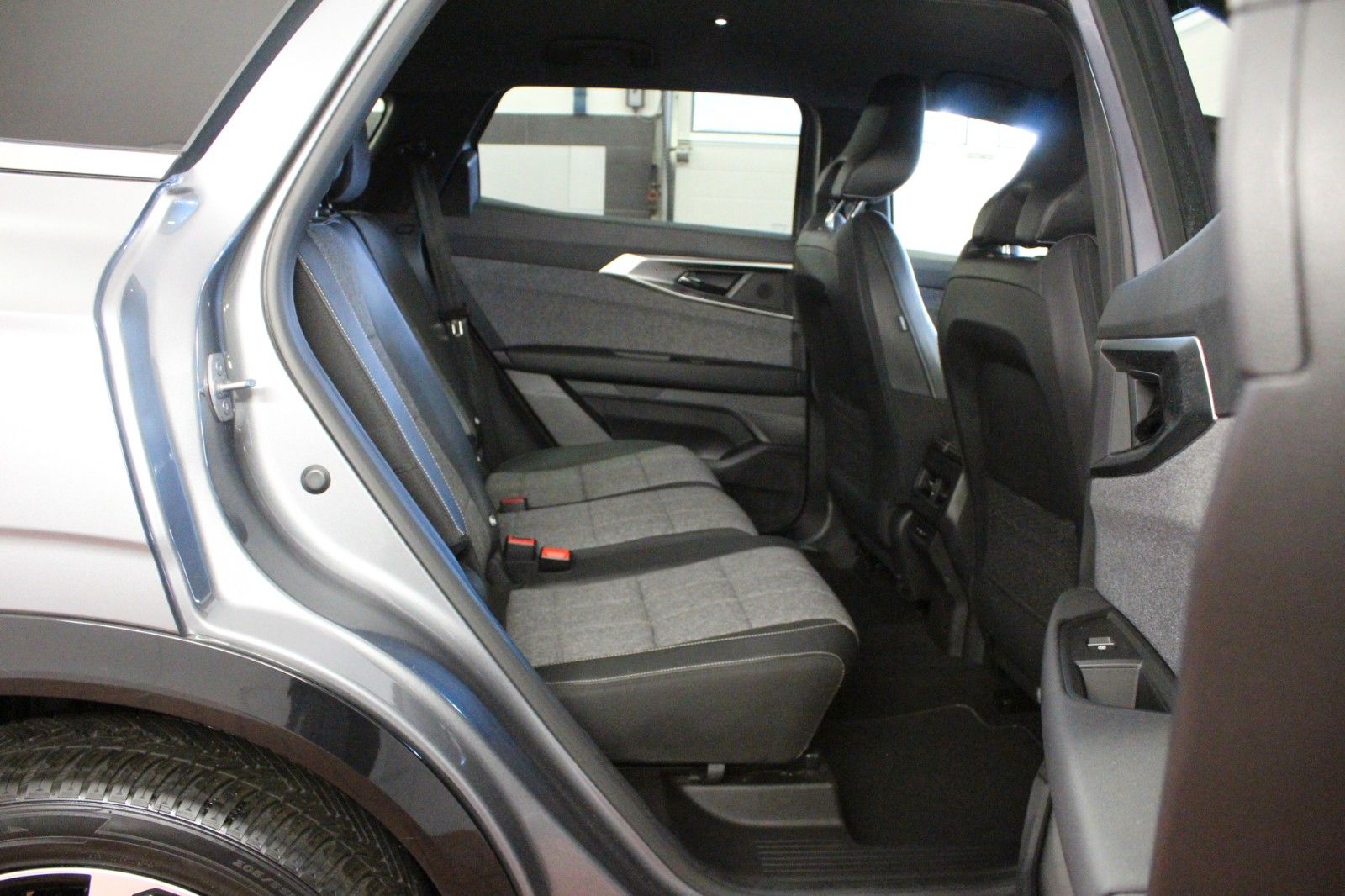 Fahrzeugabbildung Renault Espace Full Hybrid 200 Techno 7 Sitzer