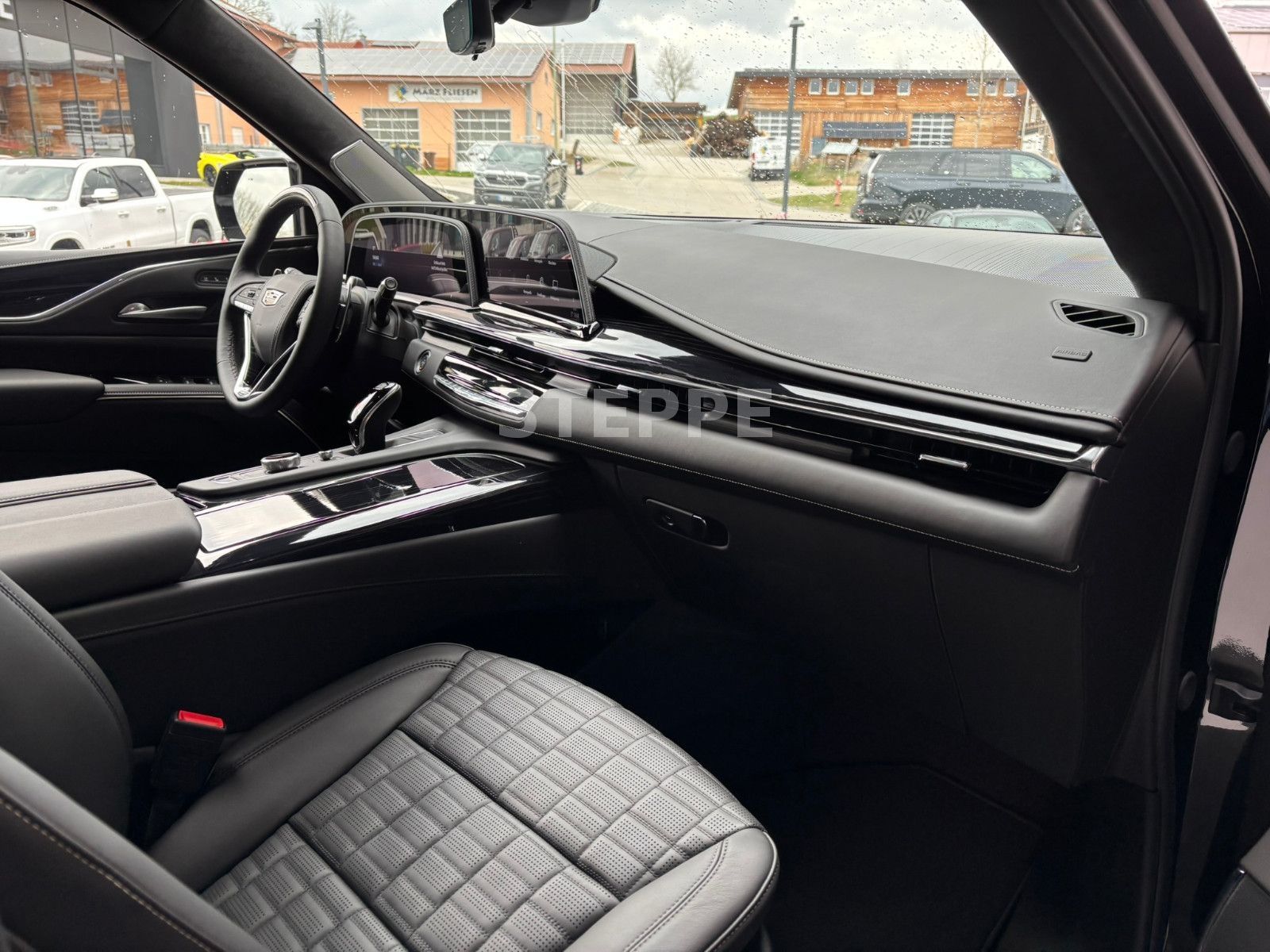 Cadillac Escalade V-Series 6.2 V8 Supercharged AWD