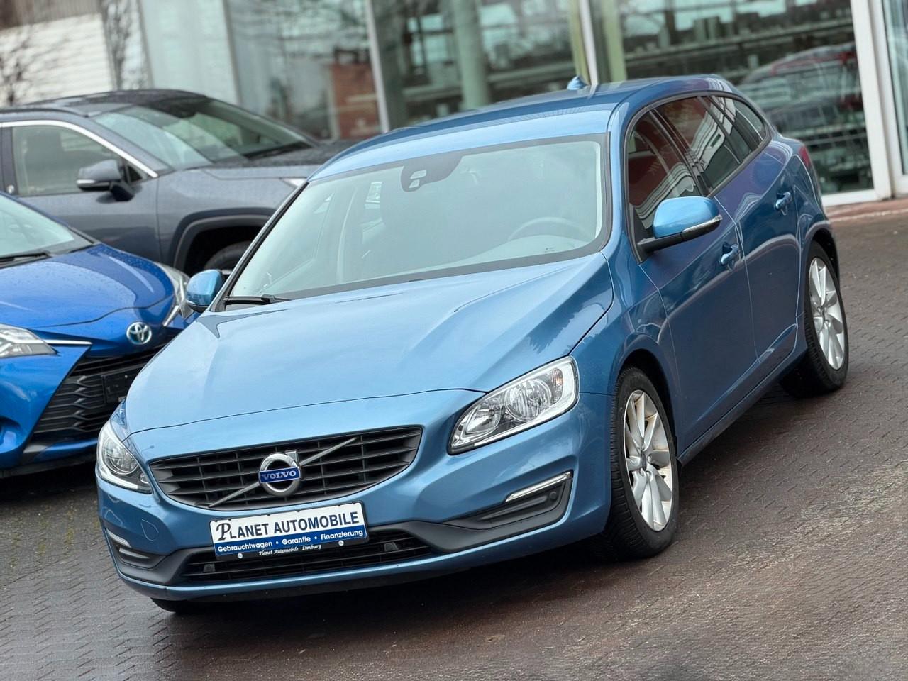 Volvo V60 Kombi Kinetic 2.0 D4/Navi*Klima*Pdc*Temp