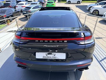 Porsche Panamera - 11