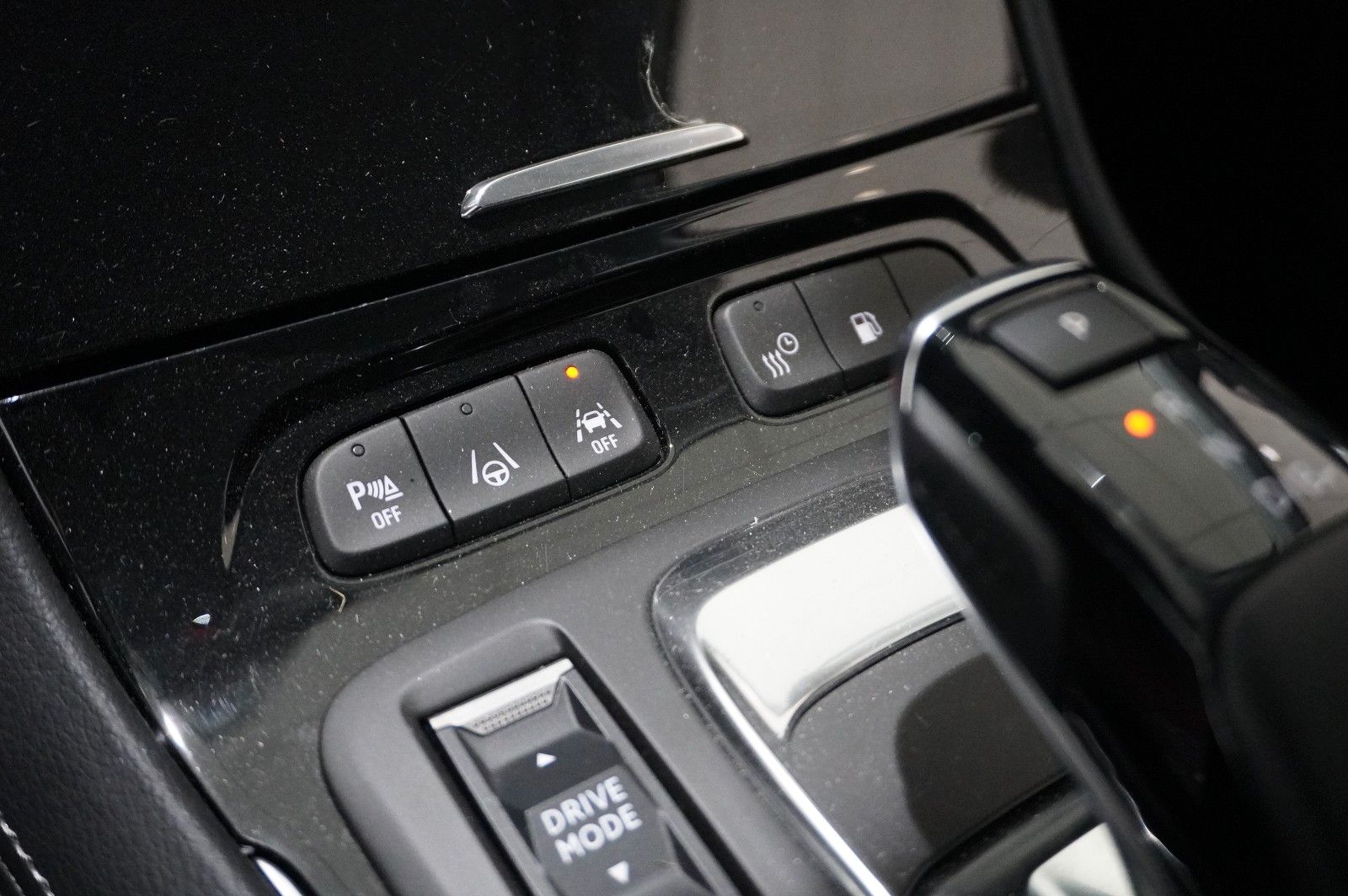 Fahrzeugabbildung Opel Grandland (X) 1.6T EDITION HYBRID NAVI/LED/VIRT.