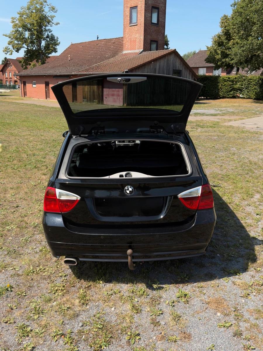 BMW 320 2007 — photo 6