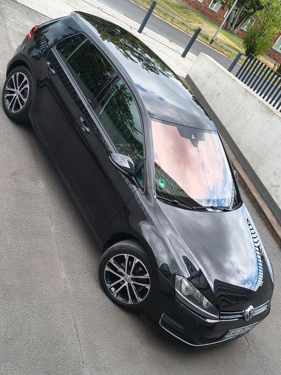 Image of Volkswagen Golf