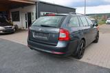 Skoda Octavia Combi Ambiente*TÜV NEU*8 FACHBEREIFT* - Skoda Octavia aus 2010: Kombi