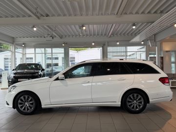Mercedes E 200 - 3