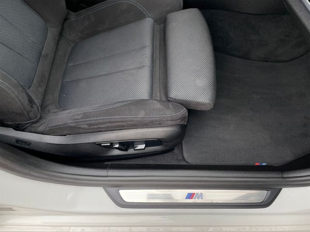 BMW 520d Touring xDrive M Sport*LED*AHK*Automatik