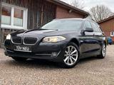 BMW Touring 525 d NAVI PANO LEDER SHZ BI-XENON - BMW 525 in Kiel