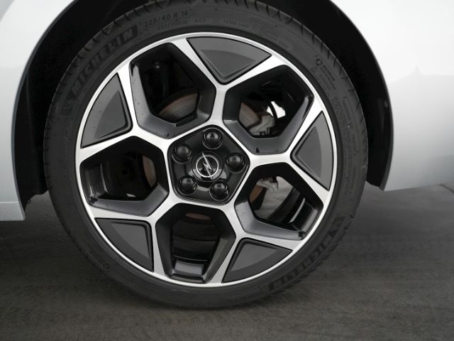 Astra L ST ULTIMATE AT+NAVI+360 GRAD KAMERA+SCHI