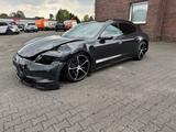 Porsche Taycan Cross Turismo 4  NUR 450 KM!! - Porsche Taycan Unfallwagen