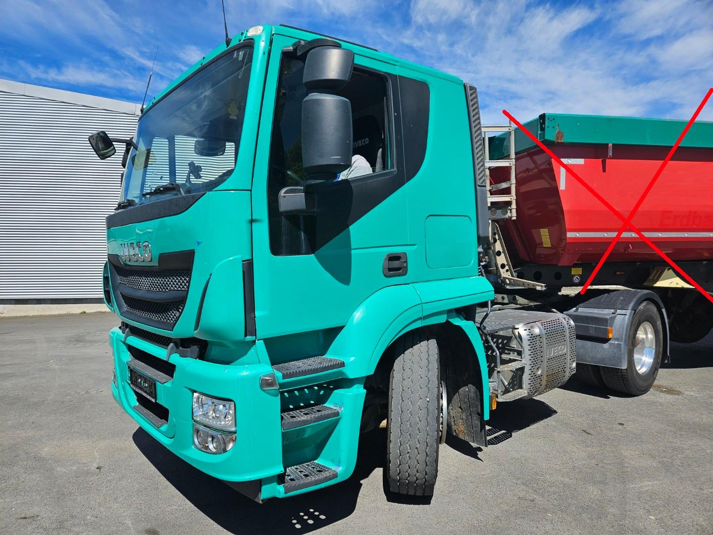 Iveco AT 440 T