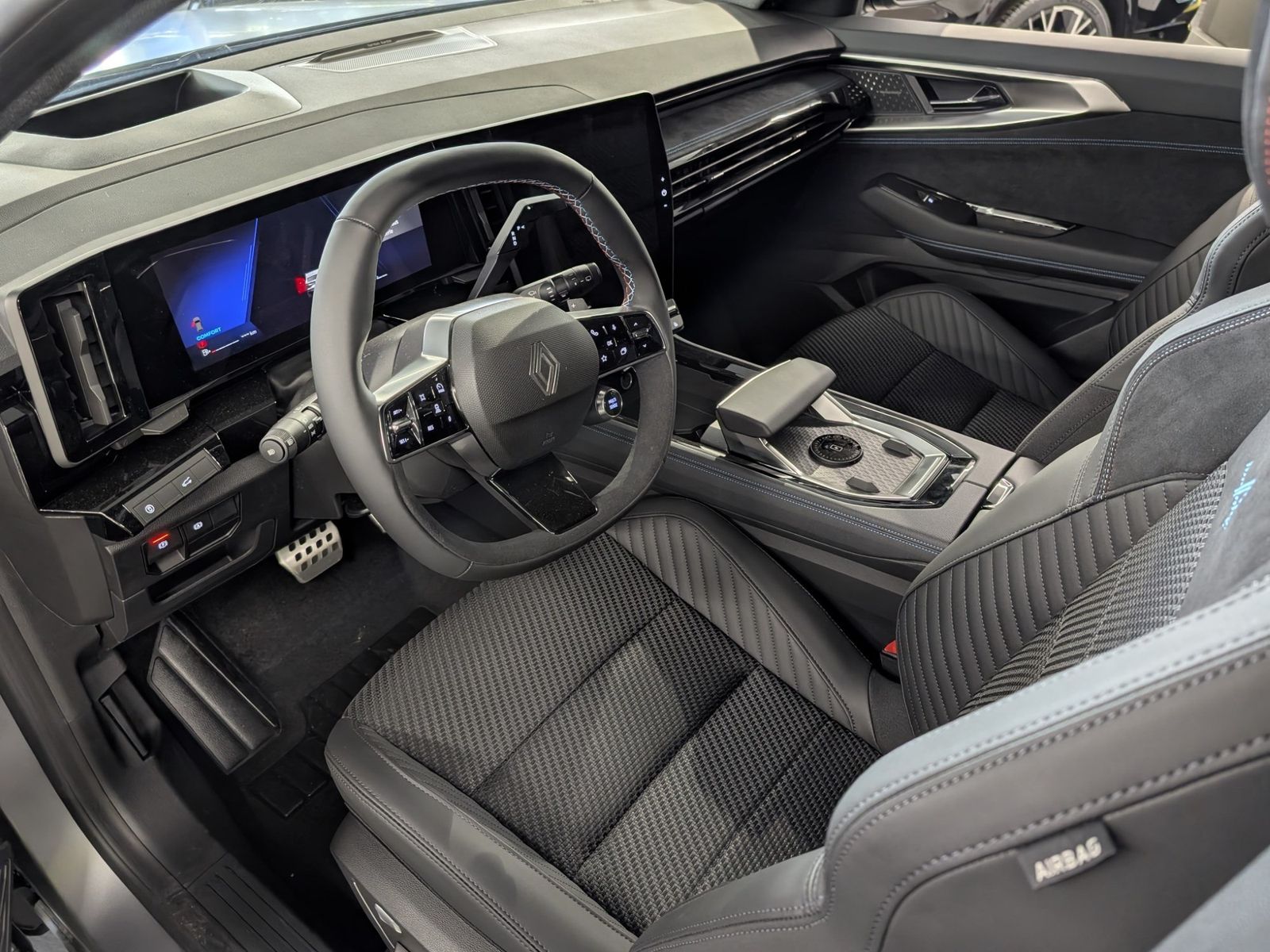 RENAULT Austral Esprit Alpine Hybrid E-Tech 200 4Control – Bild 22