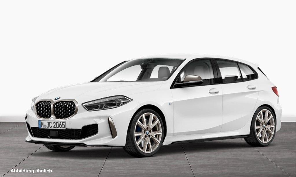 BMW M135i xDrive LiveCockpitProf PDC Sportsitze LED