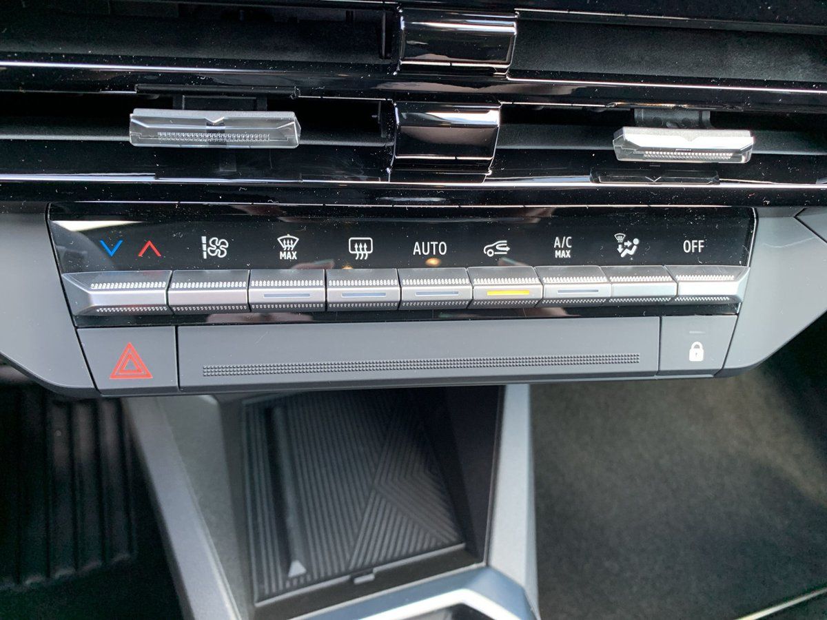 Renault Clio - Bild 18