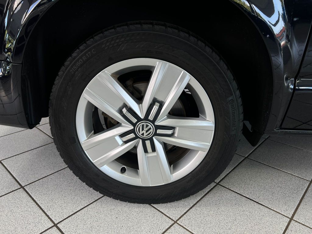 Volkswagen T6 Multivan 2.0 TDI Comfortline*Leder*AHK*DSG*