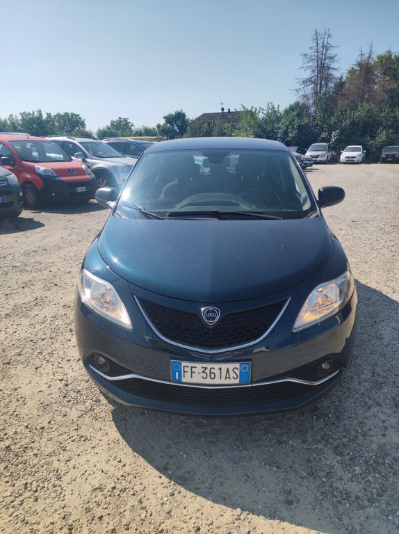 Image of Lancia Ypsilon