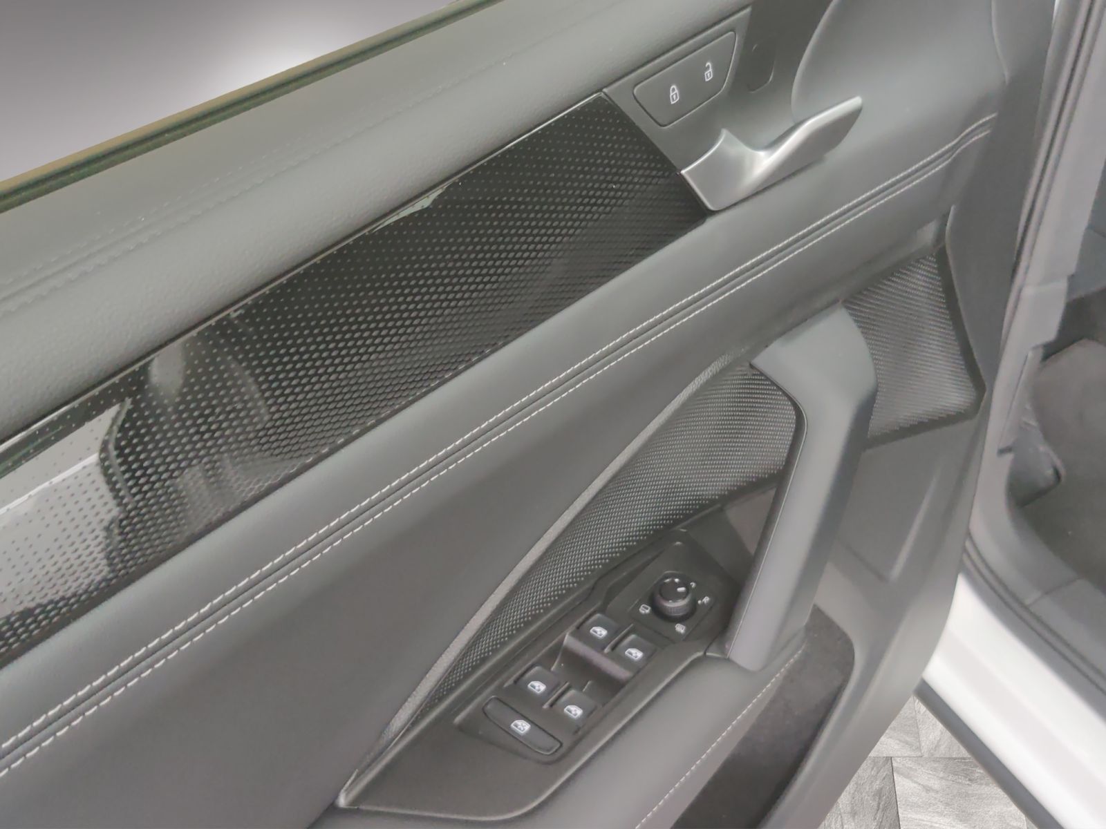 Volkswagen Tiguan - Bild 10