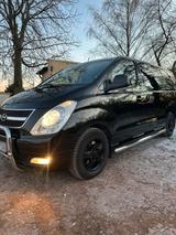 Hyundai H1 Starex - Hyundai H-1 Starex mit Diesel-Antrieb: Automatik