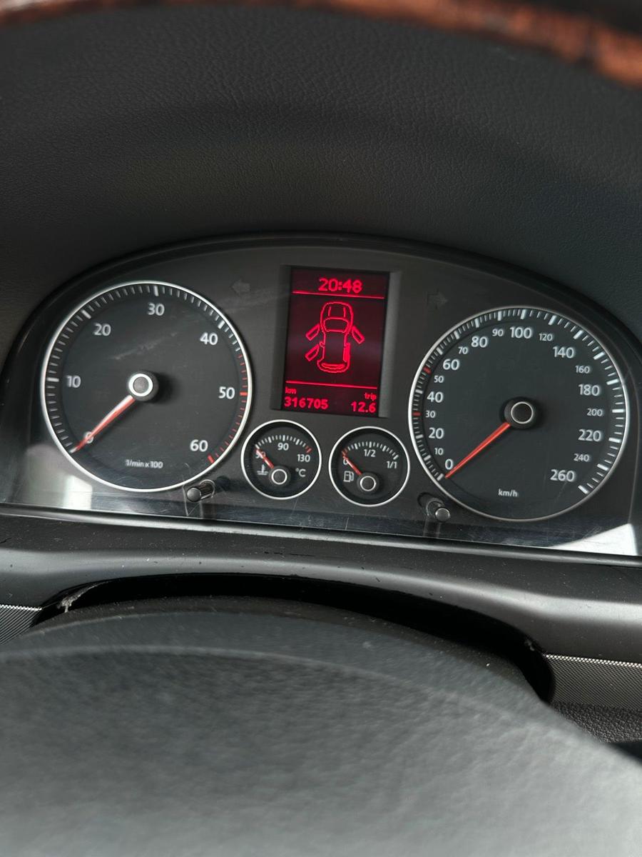 Volkswagen Touran 2004 — photo 9