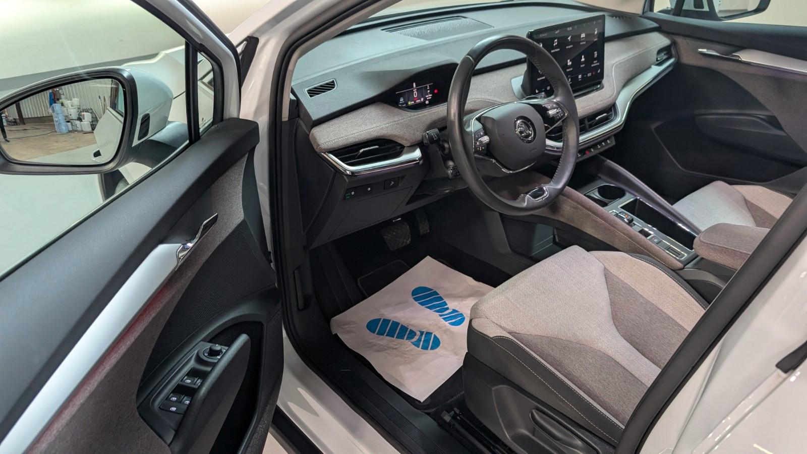 Skoda Enyaq 80 Lodge ACC*LANE*SIDE*KAM*W-PUMPE*19"