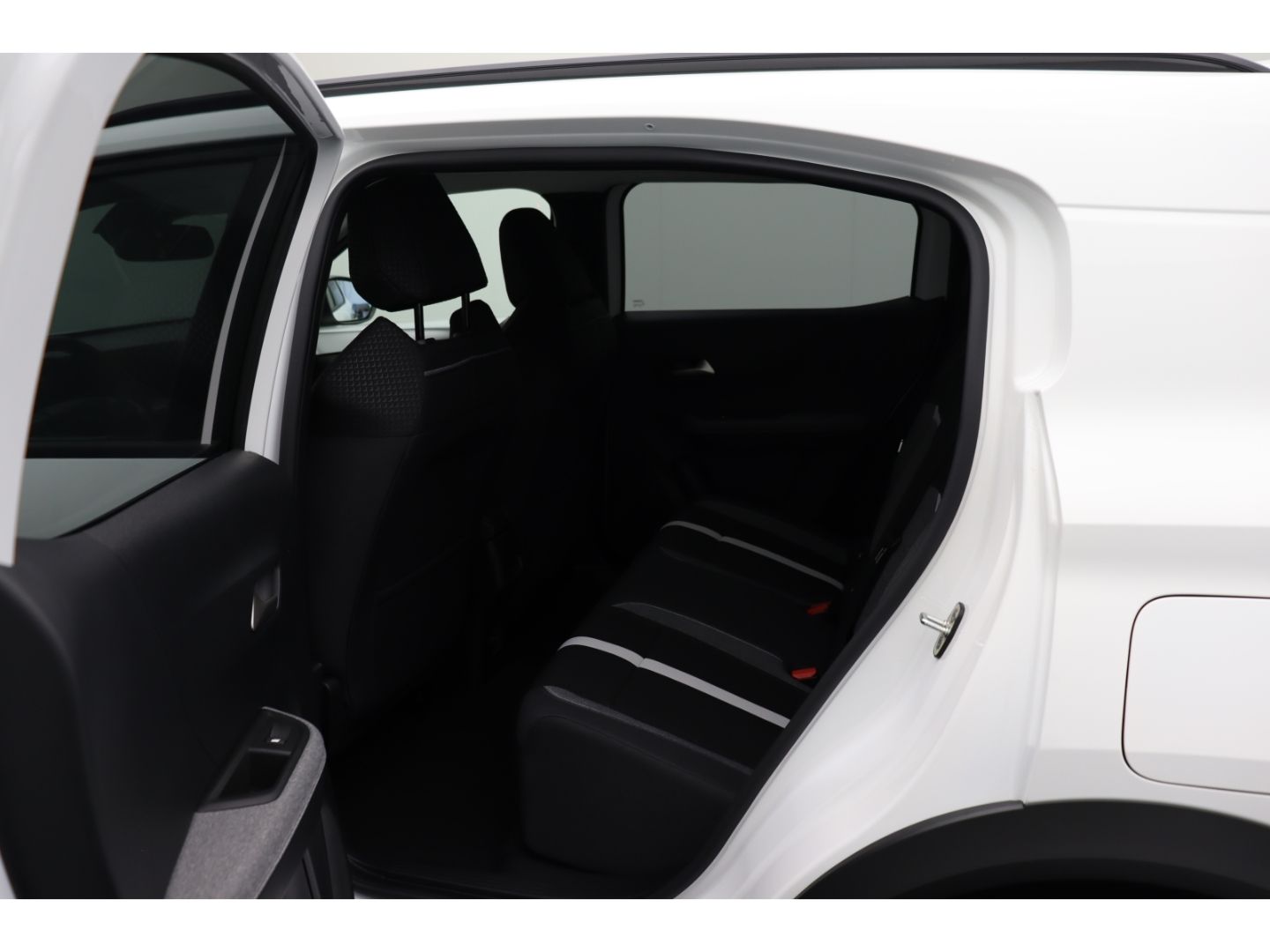 Fahrzeugabbildung Opel Frontera Electric GS 83 kW LED,Allwetter,Kamera