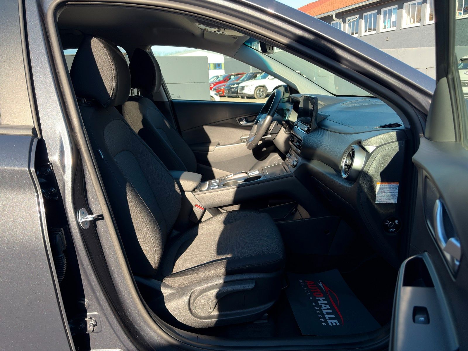Fahrzeugabbildung Hyundai KONA E Trend SHZ LHZ LKA LFA ACC KRELL CarPlay