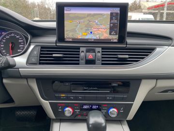 Fahrzeugabbildung Audi A6 2.0 TDI Avant Ultra*Totwinkel*StHz*Kamera*