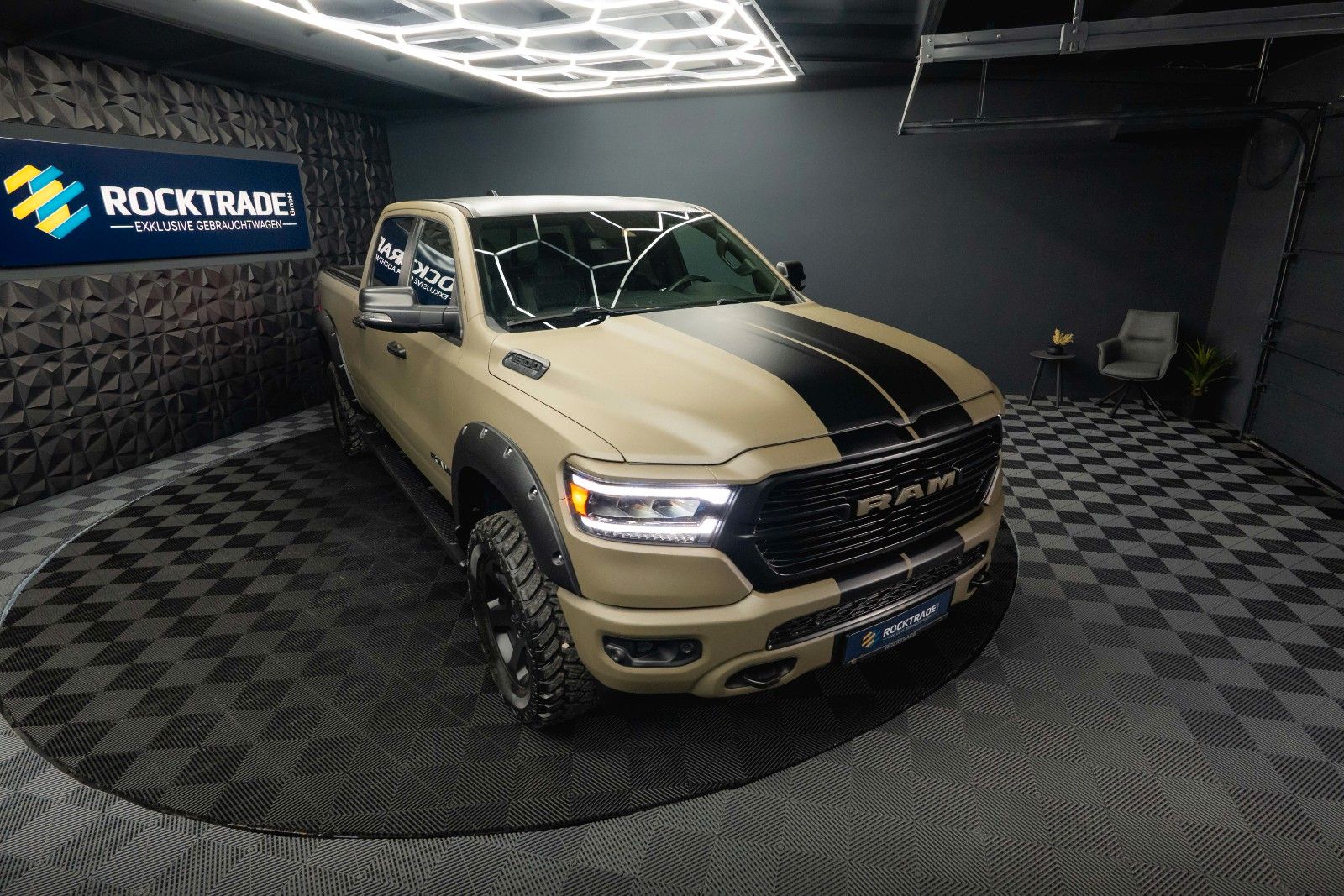 Fahrzeugabbildung Dodge RAM 5.7 V8 HEMI 4x4 PUNISHER LONGBED AxleLock