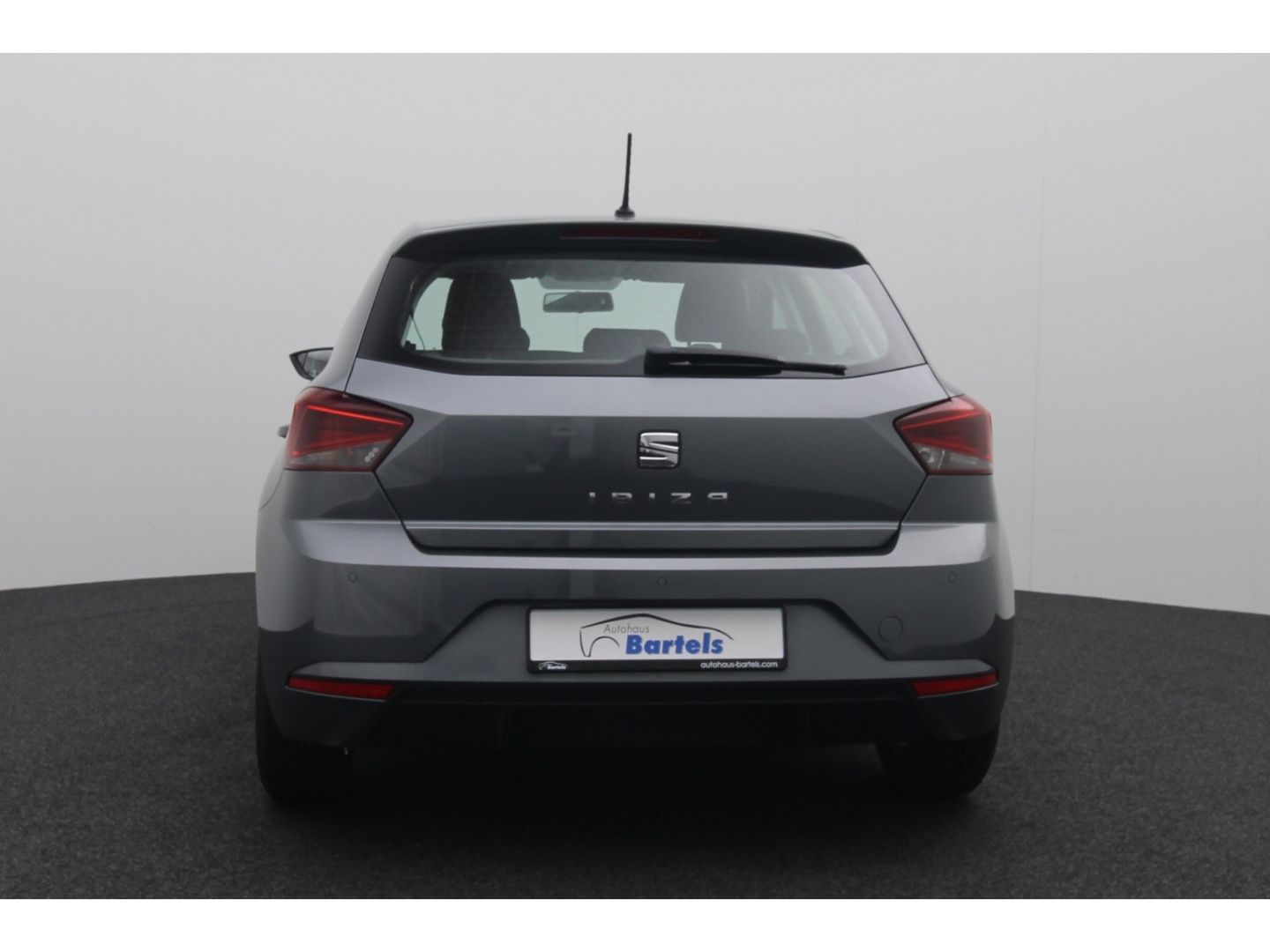Fahrzeugabbildung SEAT Ibiza 1.0 Style Sitzheizung Einparkhilfe Notbrem