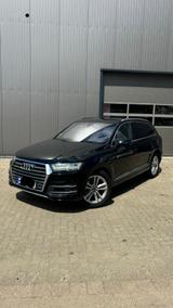 Audi Q7 3.0 mit Standheizung Pano Navi Vol... - Audi Q7 Gebrauchtwagen in Hannover