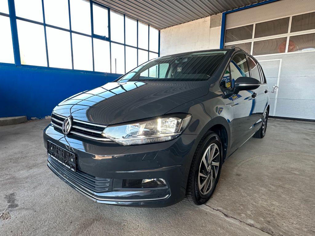Image of Volkswagen Touran