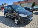 Ford Tourneo Courier 1.0 EcoBoost Trend ( AHK ) - Ford Tourneo aus 2015