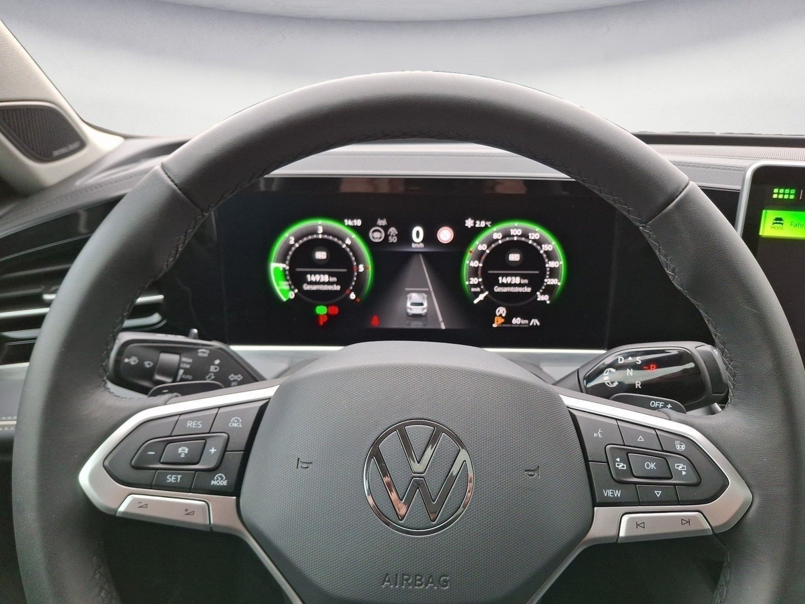 Volkswagen Passat Variant - Bild 10