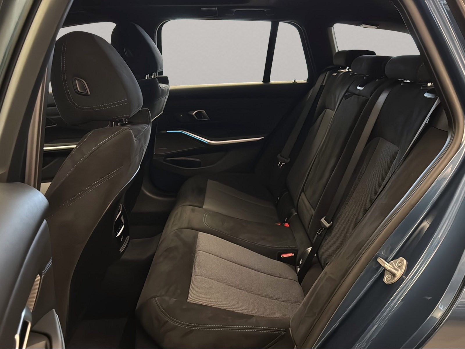 BMW 330 - Bild 9