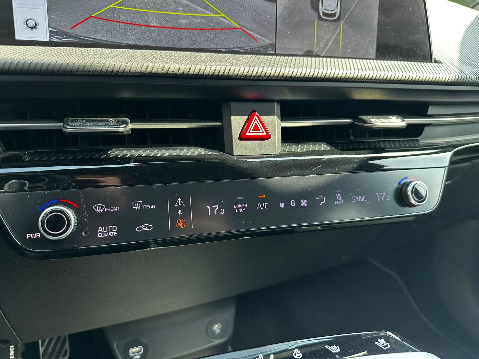 Fahrzeugabbildung Kia EV6 GT-Line 4WD PANO+NAVI+LED+SHZ+HEAD+ACC+360°+