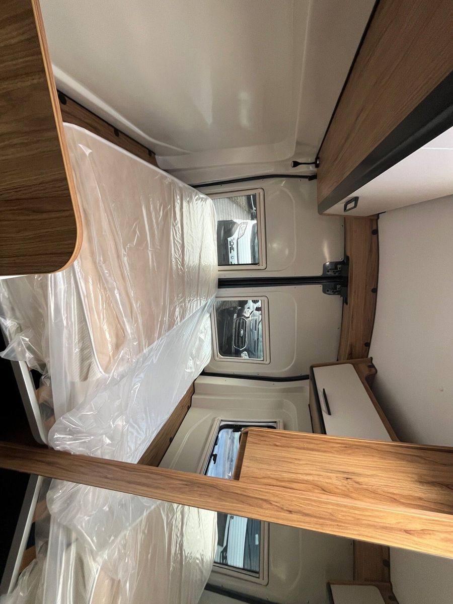 Fahrzeugabbildung Karmann Dexter 4x4 DE 560 AW Allrad 4x4, Rückfahrkamera