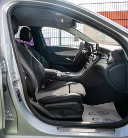 Fahrzeugabbildung Mercedes-Benz C 300de 9G-TRONIC AVANTGARDE LED|KAMERA|KEYLES
