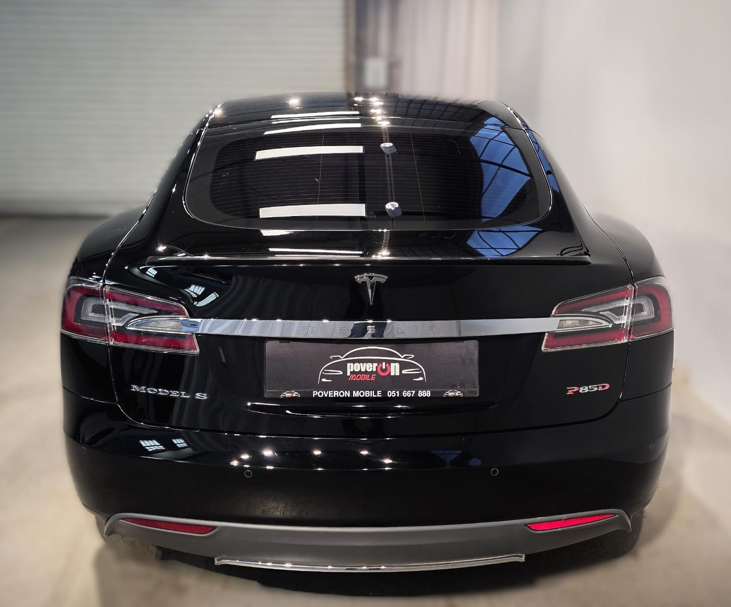 TESLA MODEL S P85D PERFORMANCE 700CH - SUPERCHARGE GRATUITE - HAYON ÉLECTRIQUE - TOIT PANORAMIQUE - SOH 90%