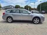 Subaru Outback Kombi, AHK,Navi,Leder,Kamera,Schiebedach - Subaru Gebrauchtwagen in Saarbrücken