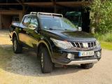 Mitsubishi L200 2.4 DI-D Doppelkabine-4WD-Top Ausstattung - Mitsubishi L200 von privat