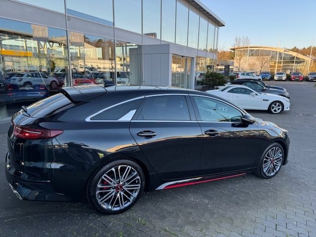 Fahrzeugabbildung Kia ProCeed GT PANO RFK JBL Sound LED NAVI