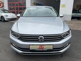 Volkswagen Passat 2.0 TDI Navi Kamera AHK PDC Klima - Volkswagen Passat aus 2017