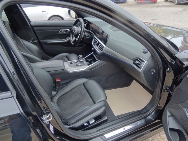Fahrzeugabbildung BMW 320d M Sport/Virtual/Navi/AHK/190PS/