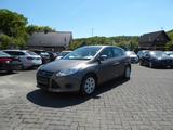 Ford Focus 1,6 Ti-VCT 77kW Trend - Ford Focus aus 2011: Limousine