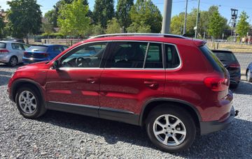 Volkswagen Tiguan - 8